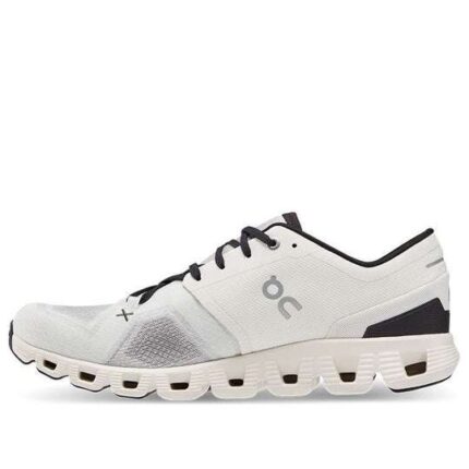 On Running Cloud X 3 Ivory Black
