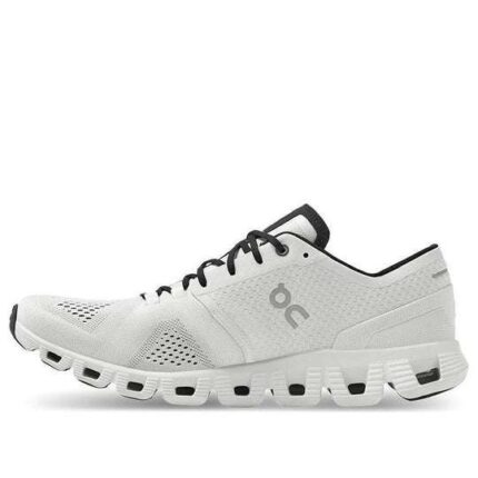 On Running Cloud X White Black